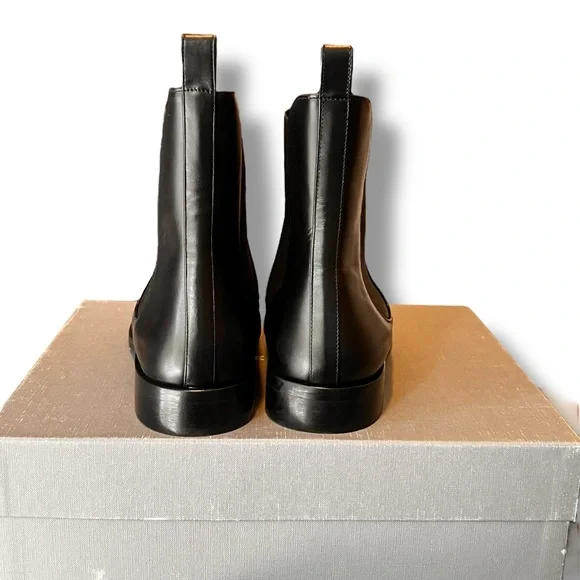 NEW! Everlane Womens The Italian Chelsea Square Toe Boots Black Leather Sz 10.5 - Picture 6 of 9